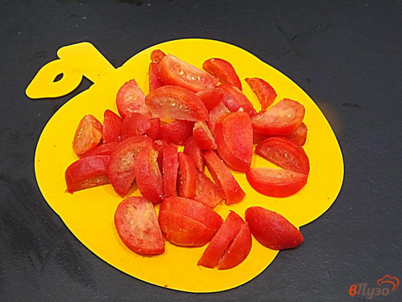 Фото приготовление рецепта: Жаркое из курицы картофеля и помидоров шаг №6
