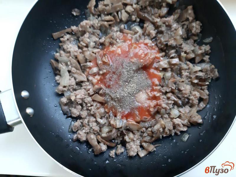 Фото приготовление рецепта: Лазанья из баклажанов с фаршем и грибами шаг №7
