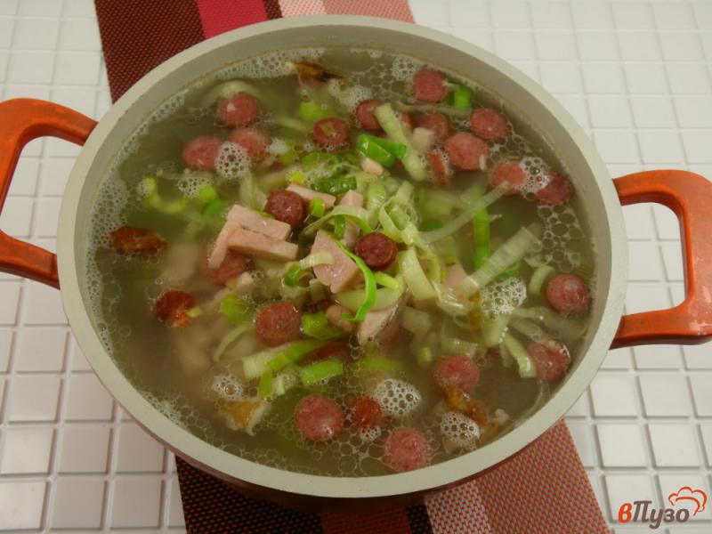 Фото приготовление рецепта: Суп картофельный с копченостями шаг №8
