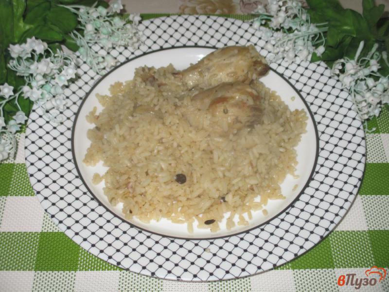 Фото приготовление рецепта: Куриные голени с рисом шаг №6