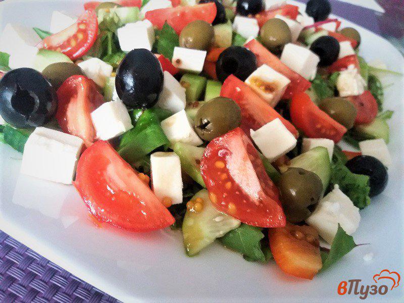 Фото приготовление рецепта: Овощной салат с творожным сыром и оливками шаг №13