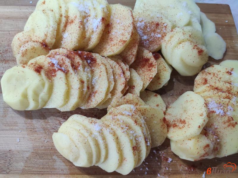 Фото приготовление рецепта: Картофель с грибами и мясом шаг №3