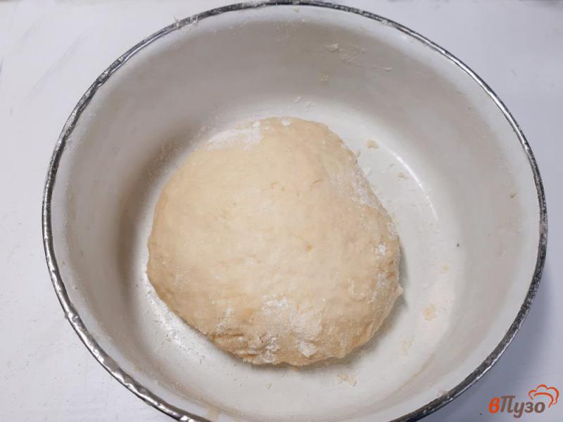 Фото приготовление рецепта: Хачапури с сыром и зеленью шаг №5