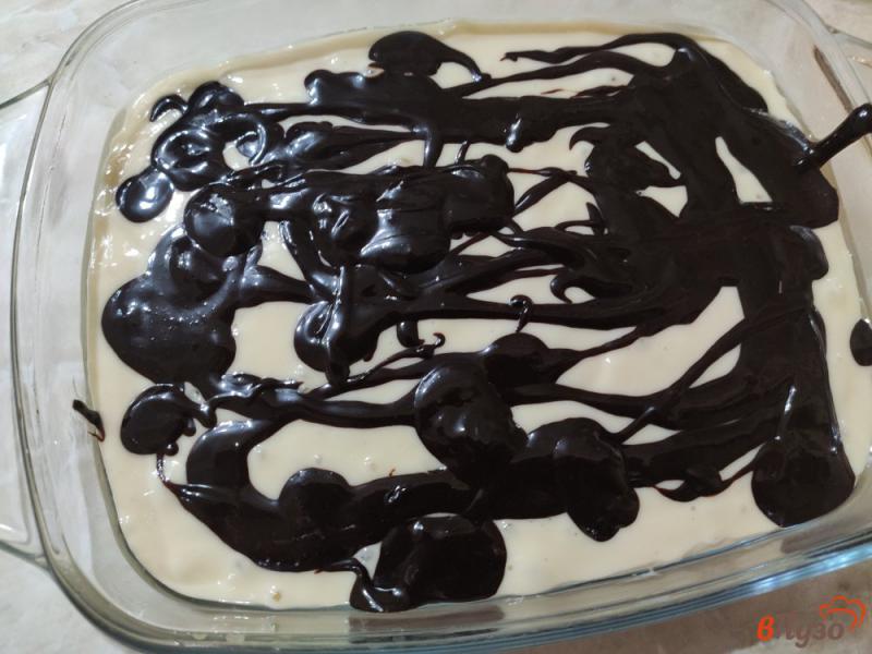 Фото приготовление рецепта: Пирог с шоколадом шаг №8