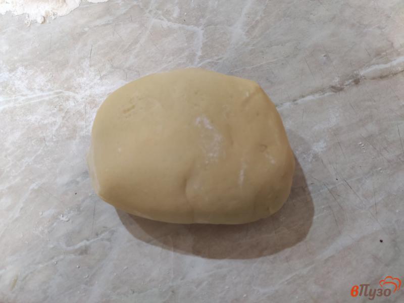 Фото приготовление рецепта: Песочный торт с грецкими орехами шаг №4