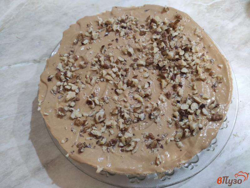 Фото приготовление рецепта: Песочный торт с грецкими орехами шаг №12