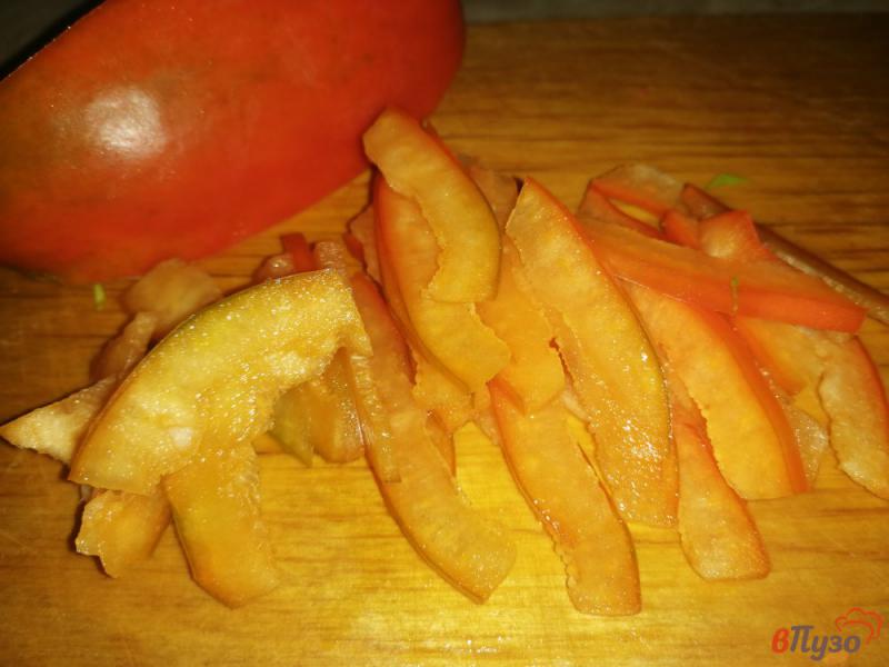 Фото приготовление рецепта: Капуста маринованная с перцем и морковью шаг №5