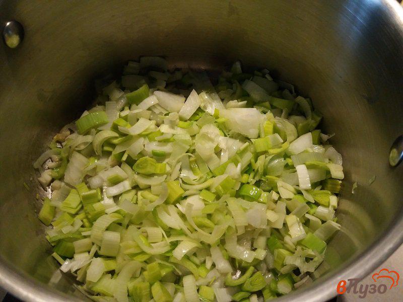 Фото приготовление рецепта: Картофельный суп шаг №3