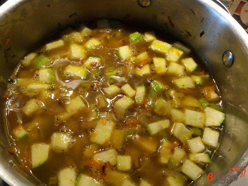 Фото приготовление рецепта: Картофельный суп шаг №8
