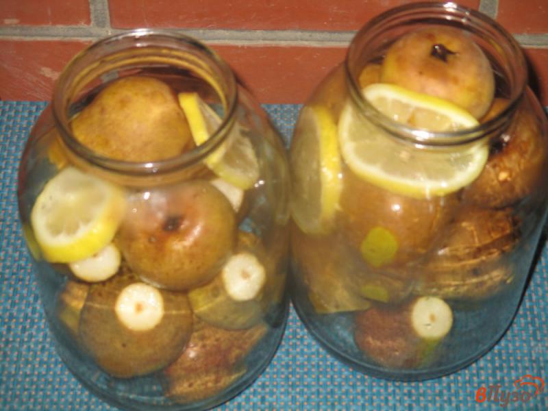 Фото приготовление рецепта: Груши консервированные в сиропе с лимоном шаг №4
