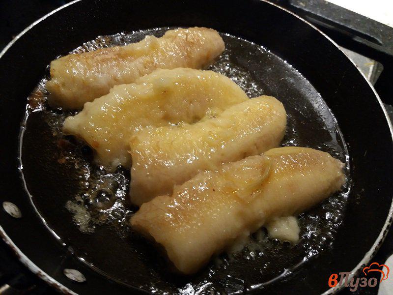 Фото приготовление рецепта: Овсяная каша с бананом и корицей шаг №4