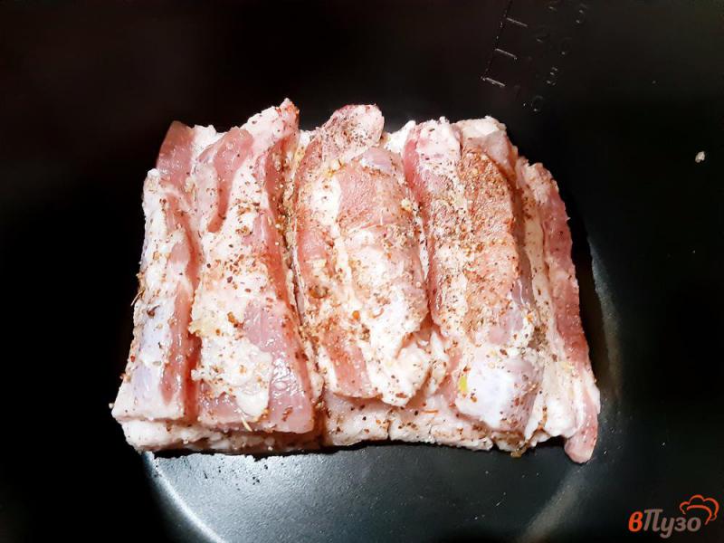 Фото приготовление рецепта: Подчеревок свиной с оливками шаг №5