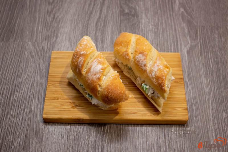 Фото приготовление рецепта: Сэндвич с курицей шаг №7