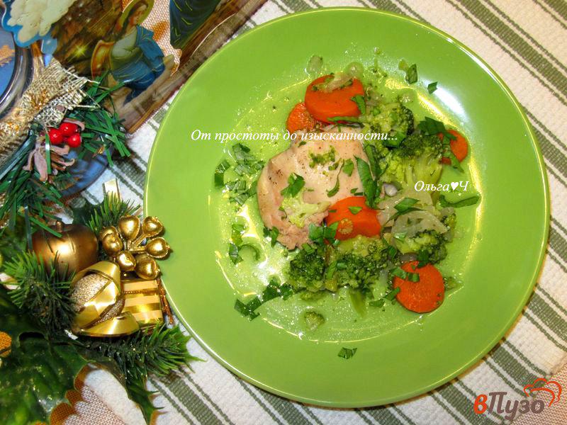 Фото приготовление рецепта: Курица с морковью и брокколи в мультиварке шаг №5