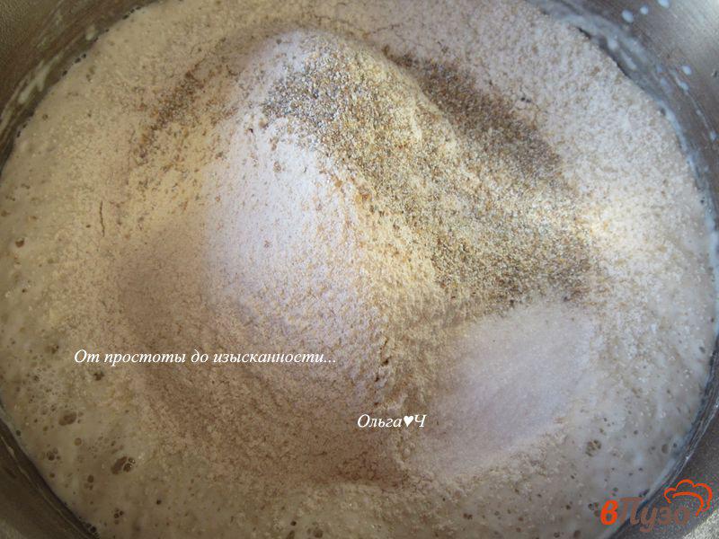 Фото приготовление рецепта: Цельнозерновой молочный хлеб на сметане шаг №1