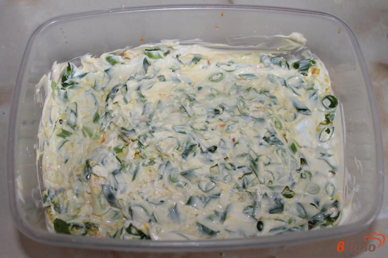 Фото приготовление рецепта: Салат « Грибы под овощной шубой» шаг №5