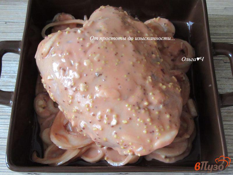 Фото приготовление рецепта: Запеченная куриная грудка «Закусочная» шаг №4