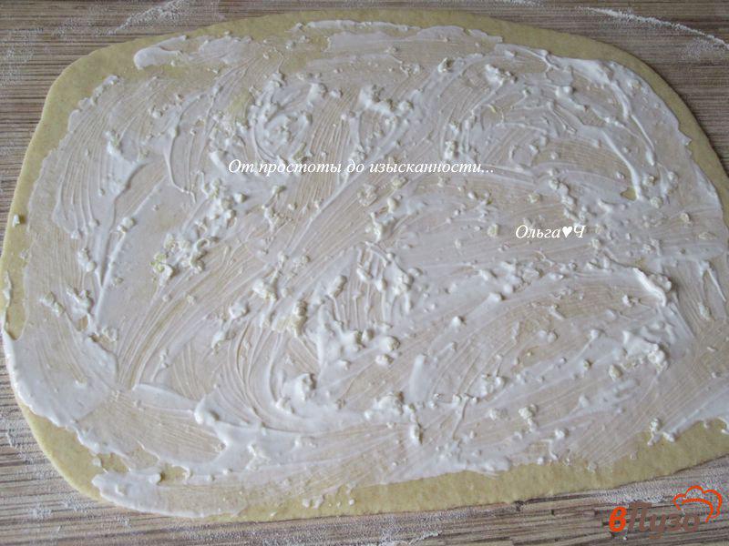 Фото приготовление рецепта: Кукурузные булочки с зеленью и сыром шаг №5