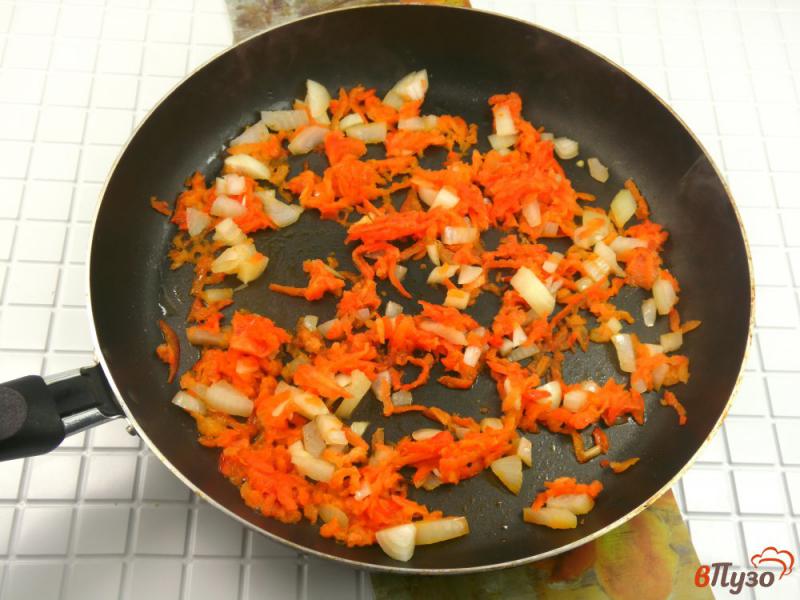 Фото приготовление рецепта: Тушеная пекинская капуста с тыквой в сливочно-томатном соусе шаг №1