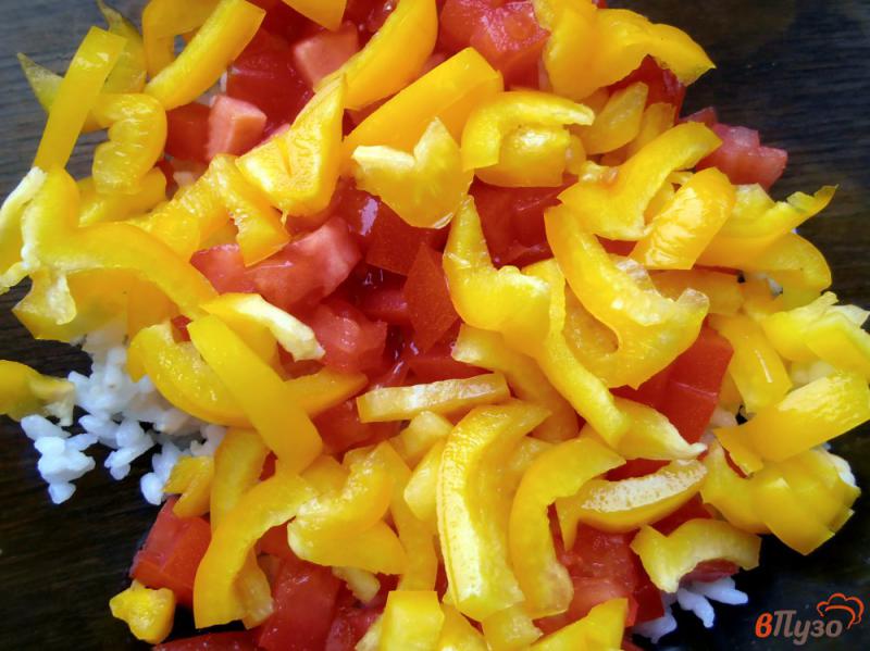 Фото приготовление рецепта: Овощной салат с рисом шаг №3