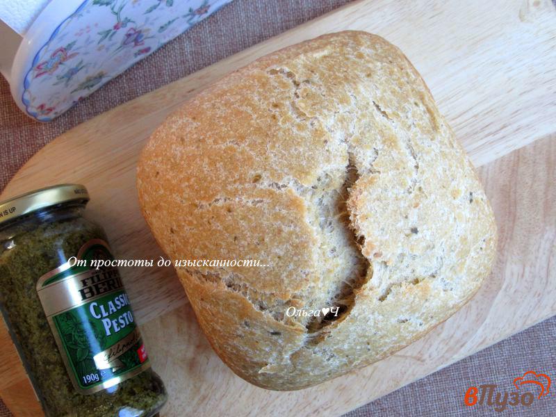 Фото приготовление рецепта: Цельнозерновой молочный хлеб с соусом Песто шаг №5