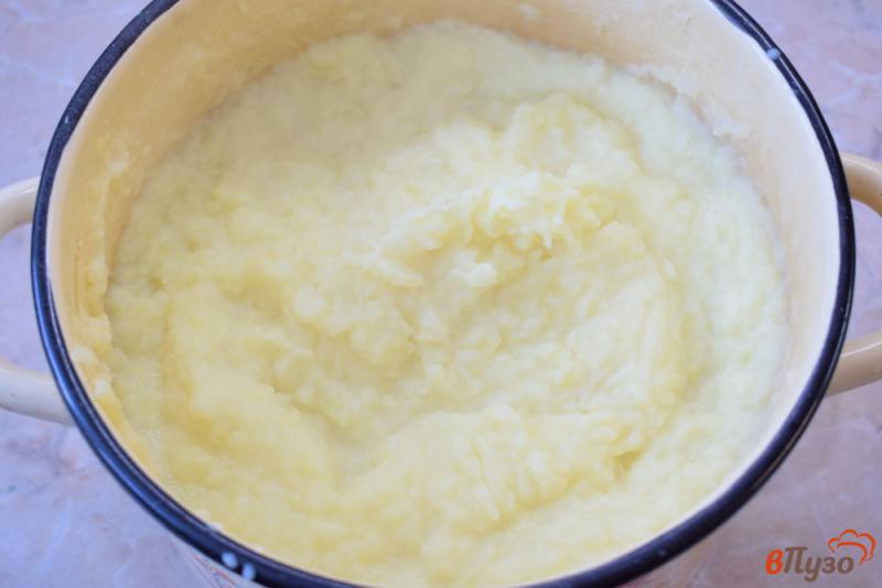Фото приготовление рецепта: Картофельное пюре на сливочном масле шаг №5