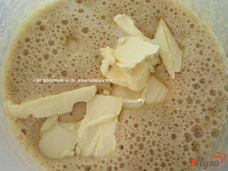 Фото приготовление рецепта: Кукурузный кекс с курагой и Мусковадо шаг №2