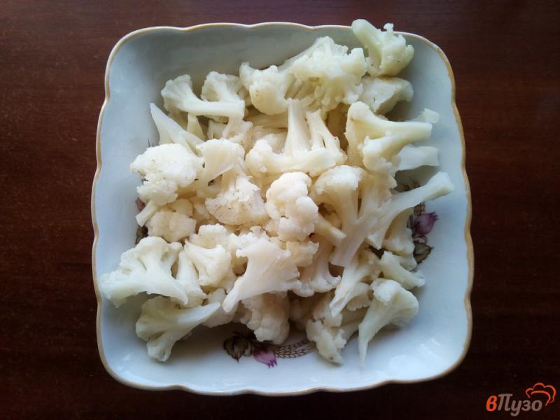 Фото приготовление рецепта: Запеканка из цветной капусты и куриного филе шаг №1