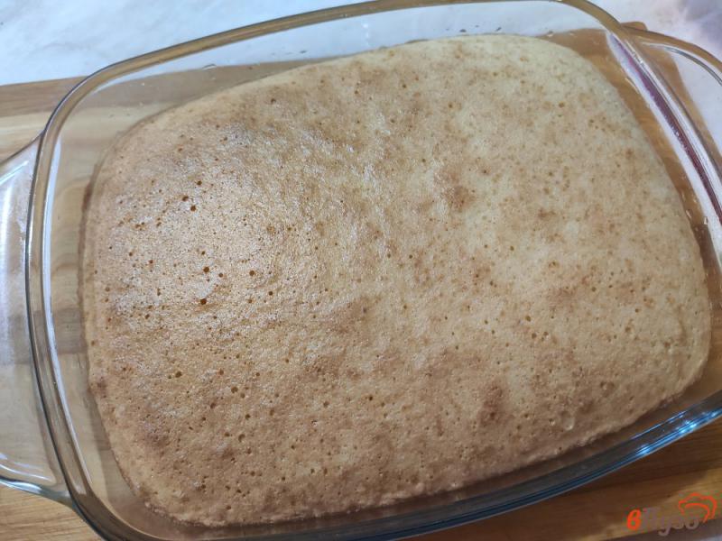 Фото приготовление рецепта: Пирог с манной крупой шаг №6