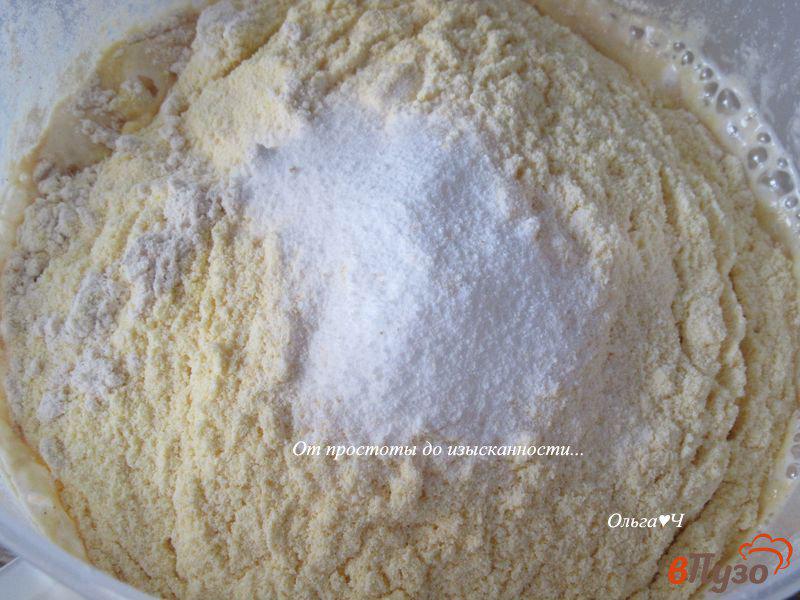 Фото приготовление рецепта: Цельнозерновые кукурузные блины на кокосовом масле шаг №2