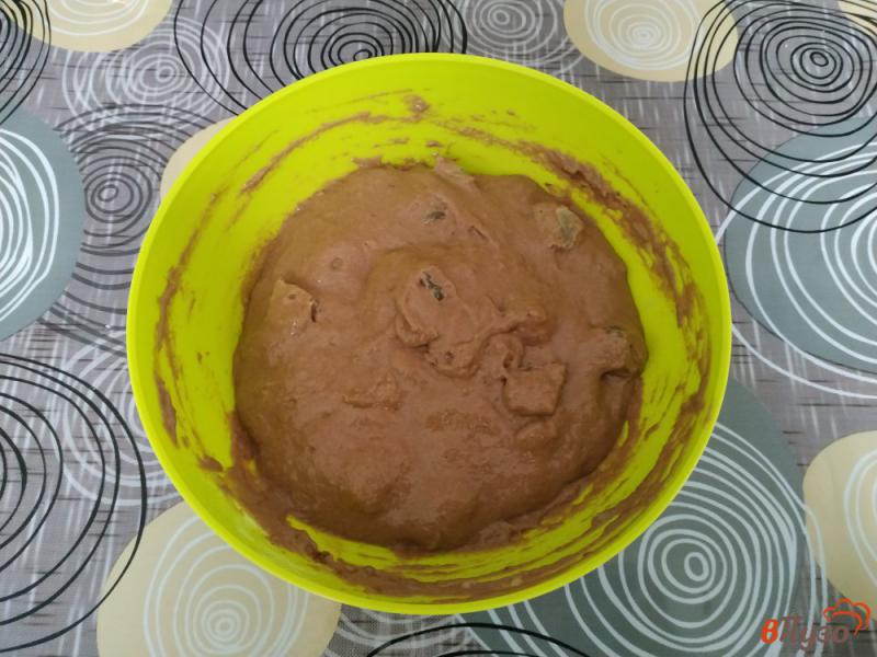 Фото приготовление рецепта: Шоколадные оладьи с помело шаг №7