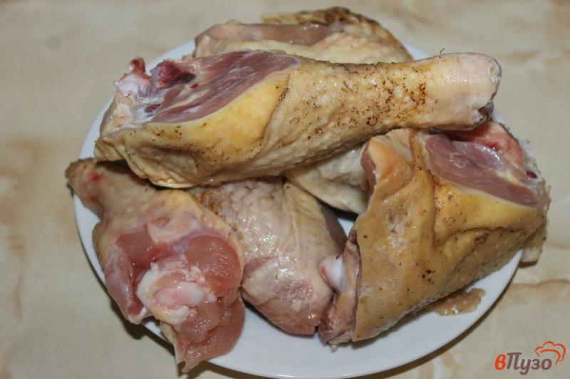 Фото приготовление рецепта: Гречка с курицей и овощами на сковороде шаг №1