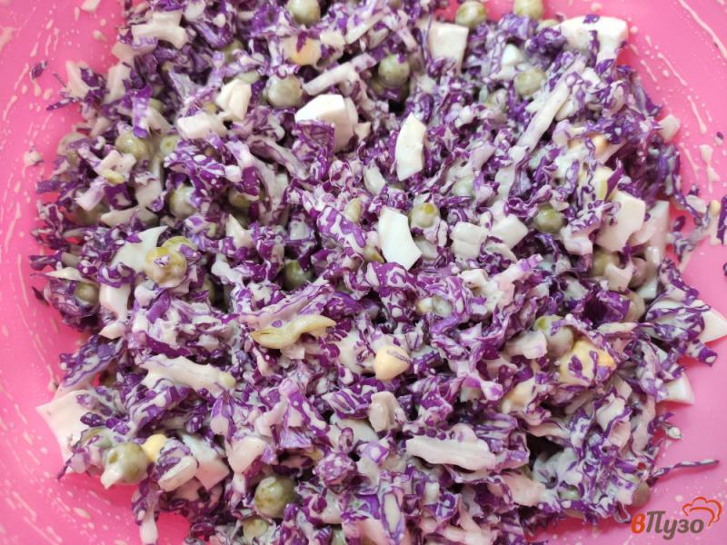 Фото приготовление рецепта: Салат из пекинской краснокачанной капусты шаг №6