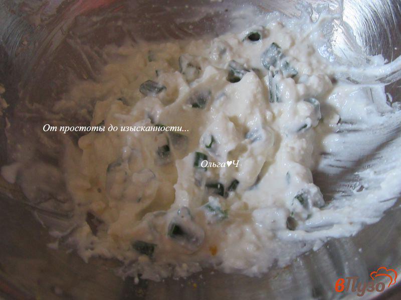 Фото приготовление рецепта: Салат «Летний» с соусом из феты шаг №3