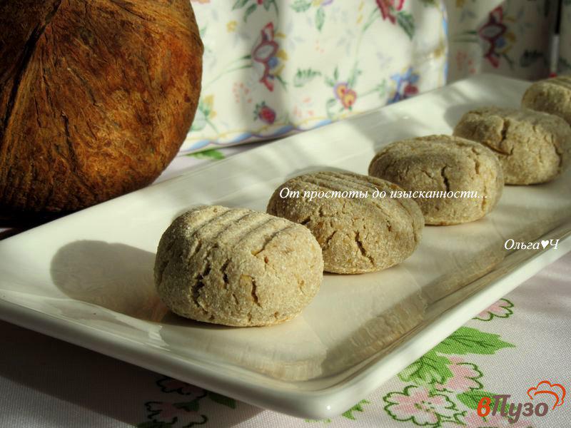 Фото приготовление рецепта: Бананово-кокосовое овсяное печенье шаг №6