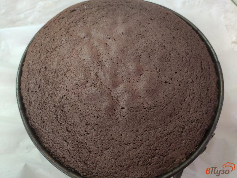 Фото приготовление рецепта: Шоколадный бисквит шаг №5