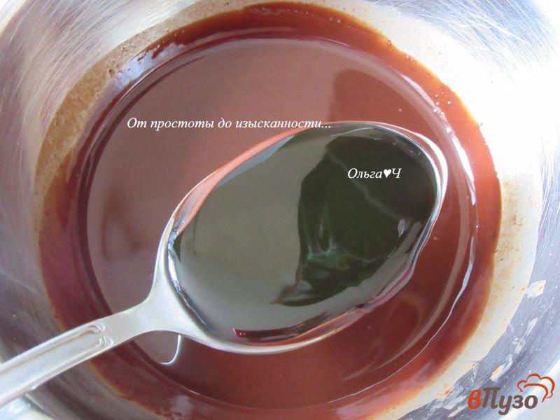 Фото приготовление рецепта: Темный шоколад «Гранола с воздушным рисом» шаг №2