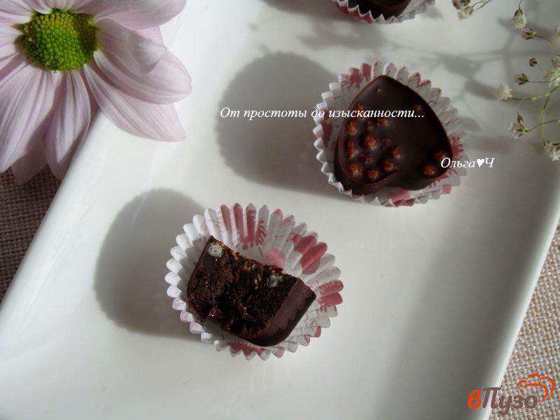Фото приготовление рецепта: Темный шоколад «Гранола с воздушным рисом» шаг №6