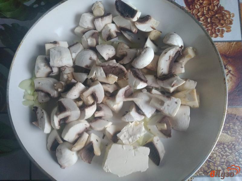 Фото приготовление рецепта: Запеканка картофельная с грибами шаг №2