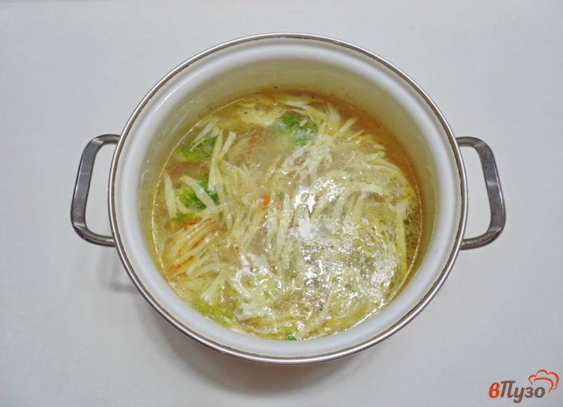 Фото приготовление рецепта: Овощной суп с брюссельской капустой шаг №5