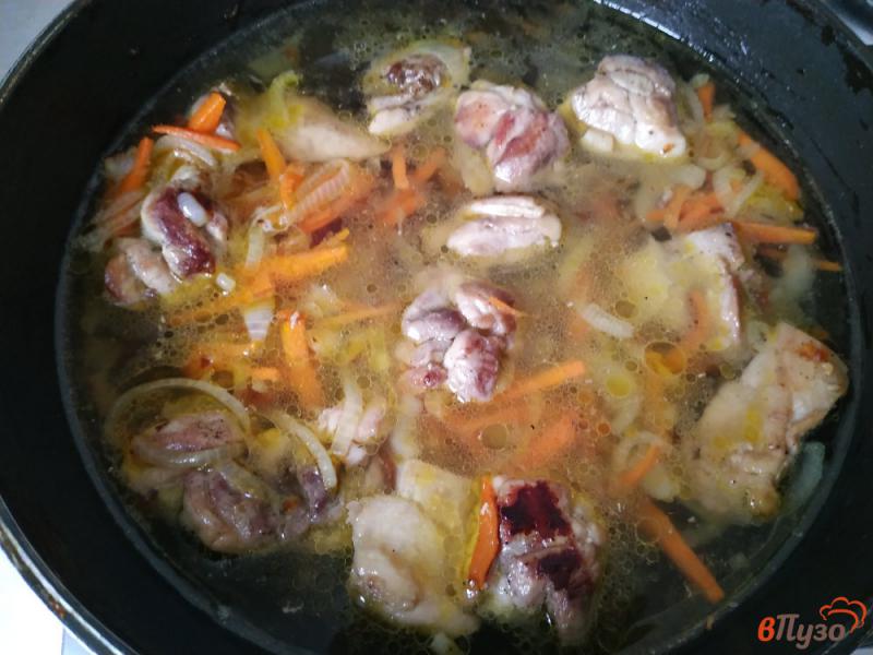 Фото приготовление рецепта: Гречка с куриным мясом шаг №6