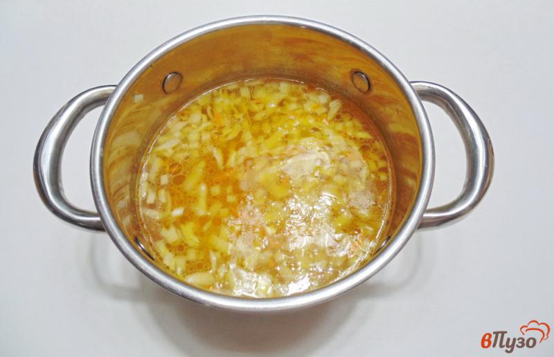 Фото приготовление рецепта: Диетический гречневый суп шаг №3