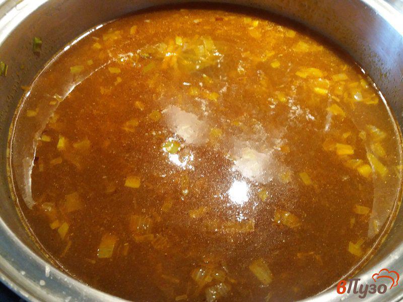Фото приготовление рецепта: Картофельный суп с грибами шаг №9