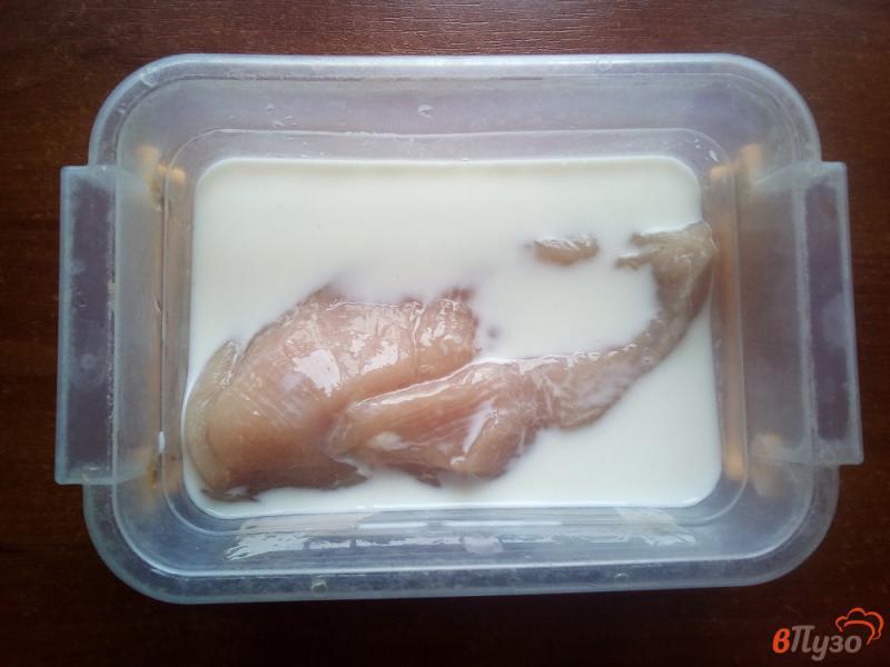 Фото приготовление рецепта: Оливье с запеченным куриным филе шаг №1