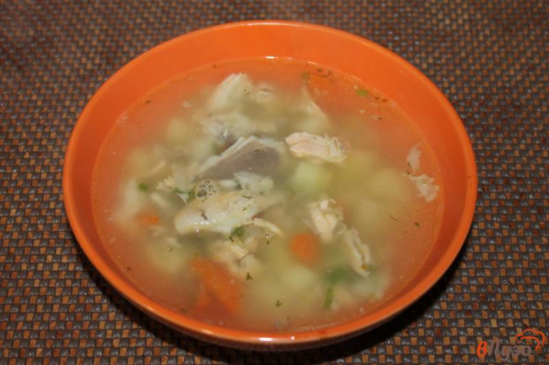 Фото приготовление рецепта: Суп из двух видов рыбы шаг №6