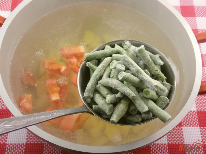 Фото приготовление рецепта: Суп овощной с кускусом и беконом шаг №3