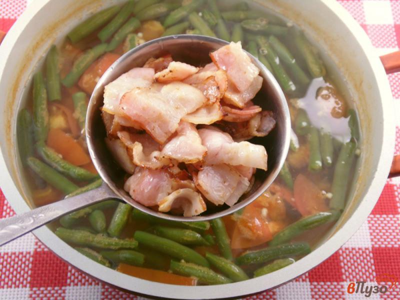 Фото приготовление рецепта: Суп овощной с кускусом и беконом шаг №5