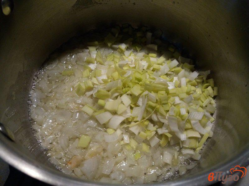 Фото приготовление рецепта: Суп с фрикадельками шаг №5