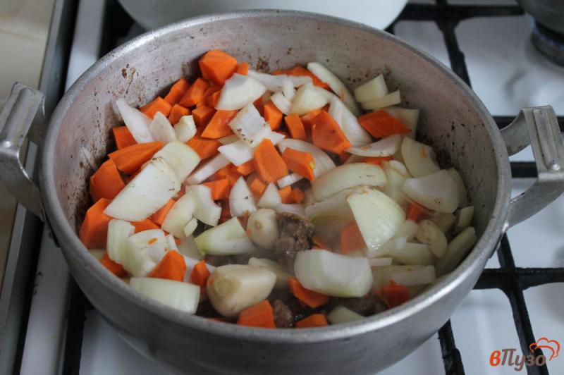 Фото приготовление рецепта: Паштет печеночно - мясной с овощами шаг №4