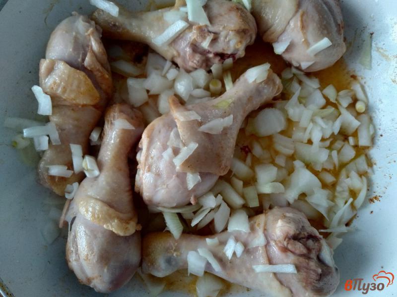 Фото приготовление рецепта: Голень куриная с рисом шаг №3